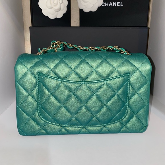 RARE NIB CHANEL IRIDESCENT GREEN CLASSIC MINI FLAP - Picture 4 of 17